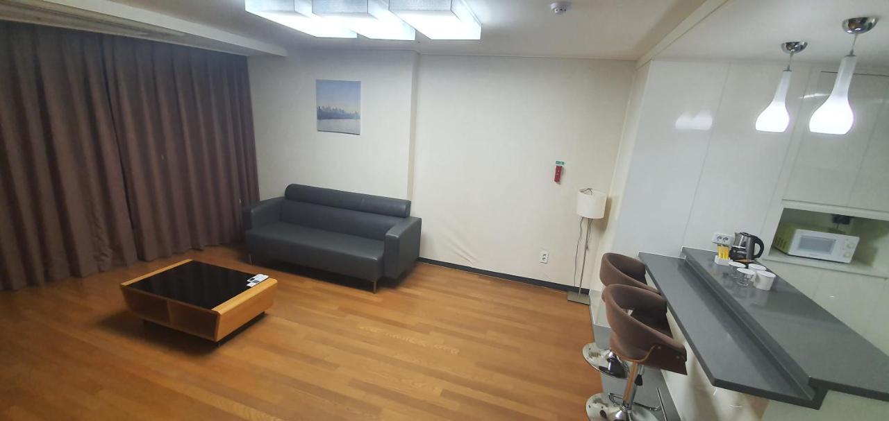 Hotel Bellia à Busan Extérieur photo