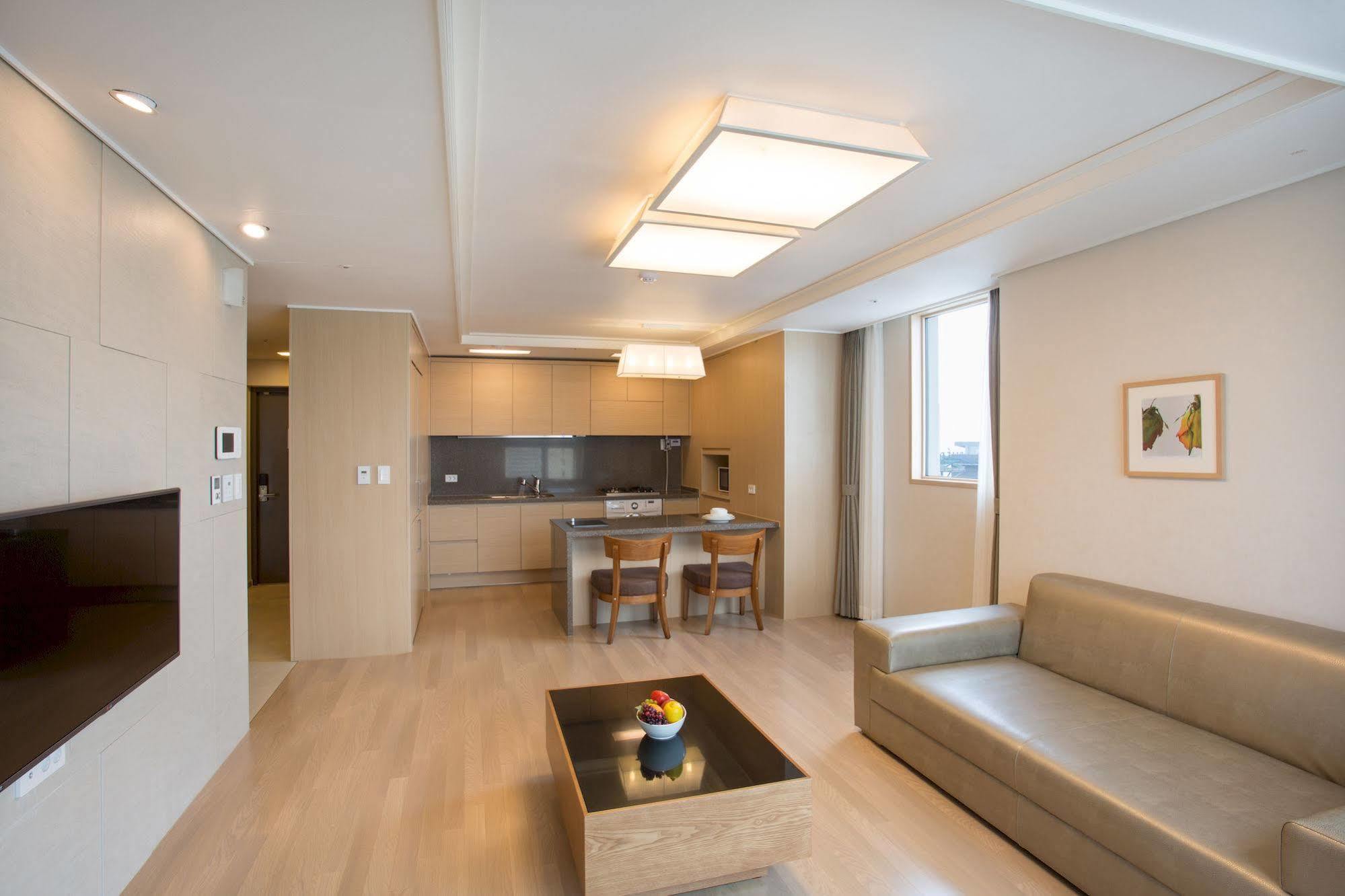 Hotel Bellia à Busan Extérieur photo