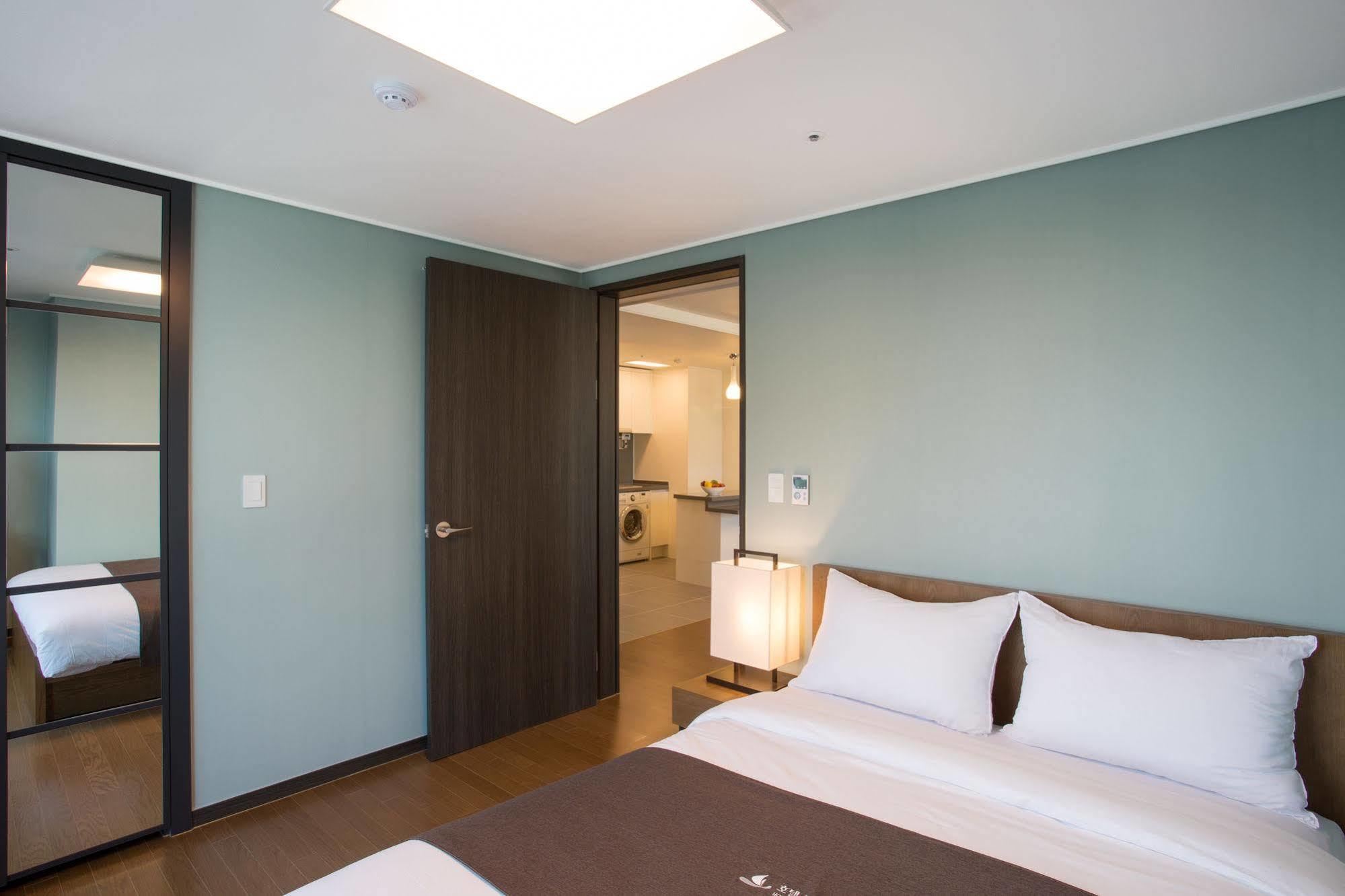 Hotel Bellia à Busan Extérieur photo
