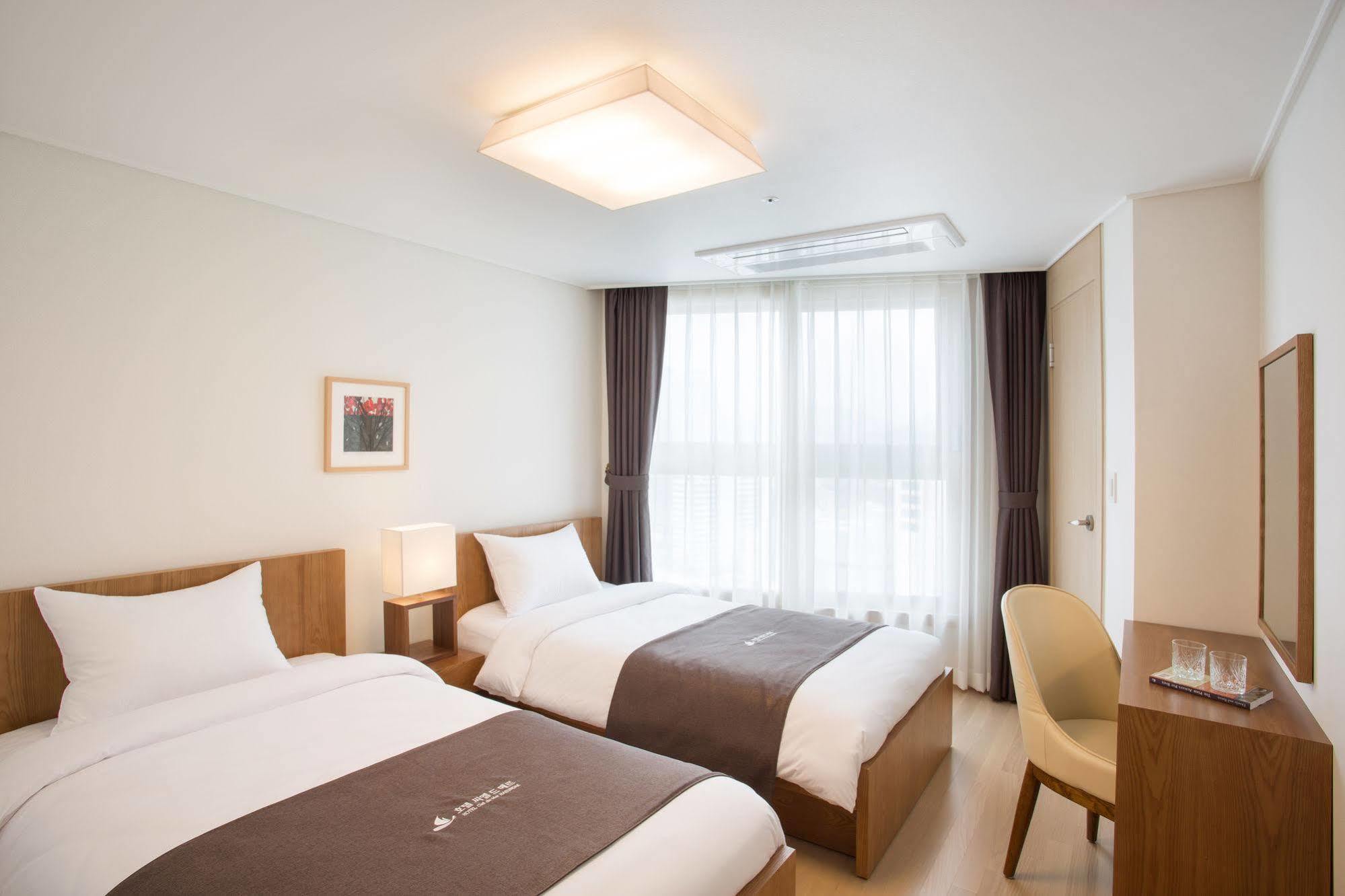Hotel Bellia à Busan Extérieur photo