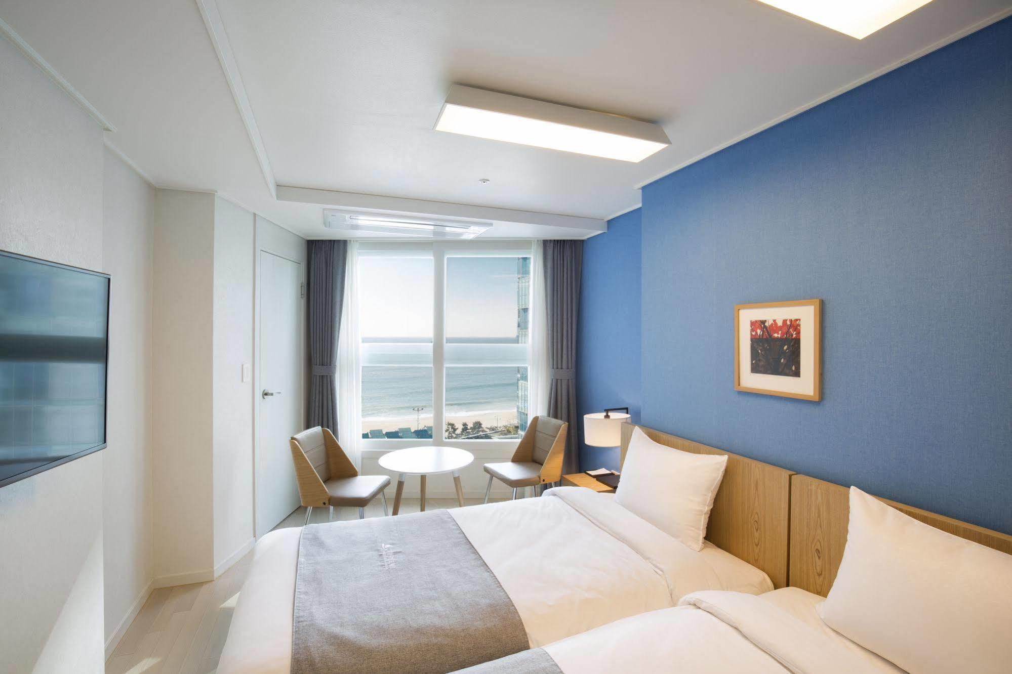 Hotel Bellia à Busan Extérieur photo